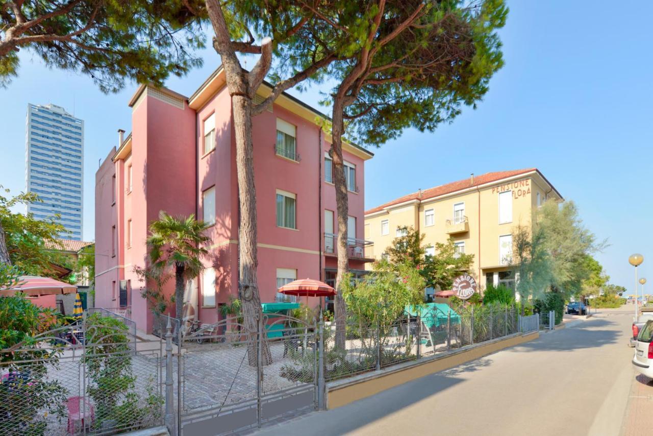 צ'סנטיקו Hotel Flora Capri מראה חיצוני תמונה